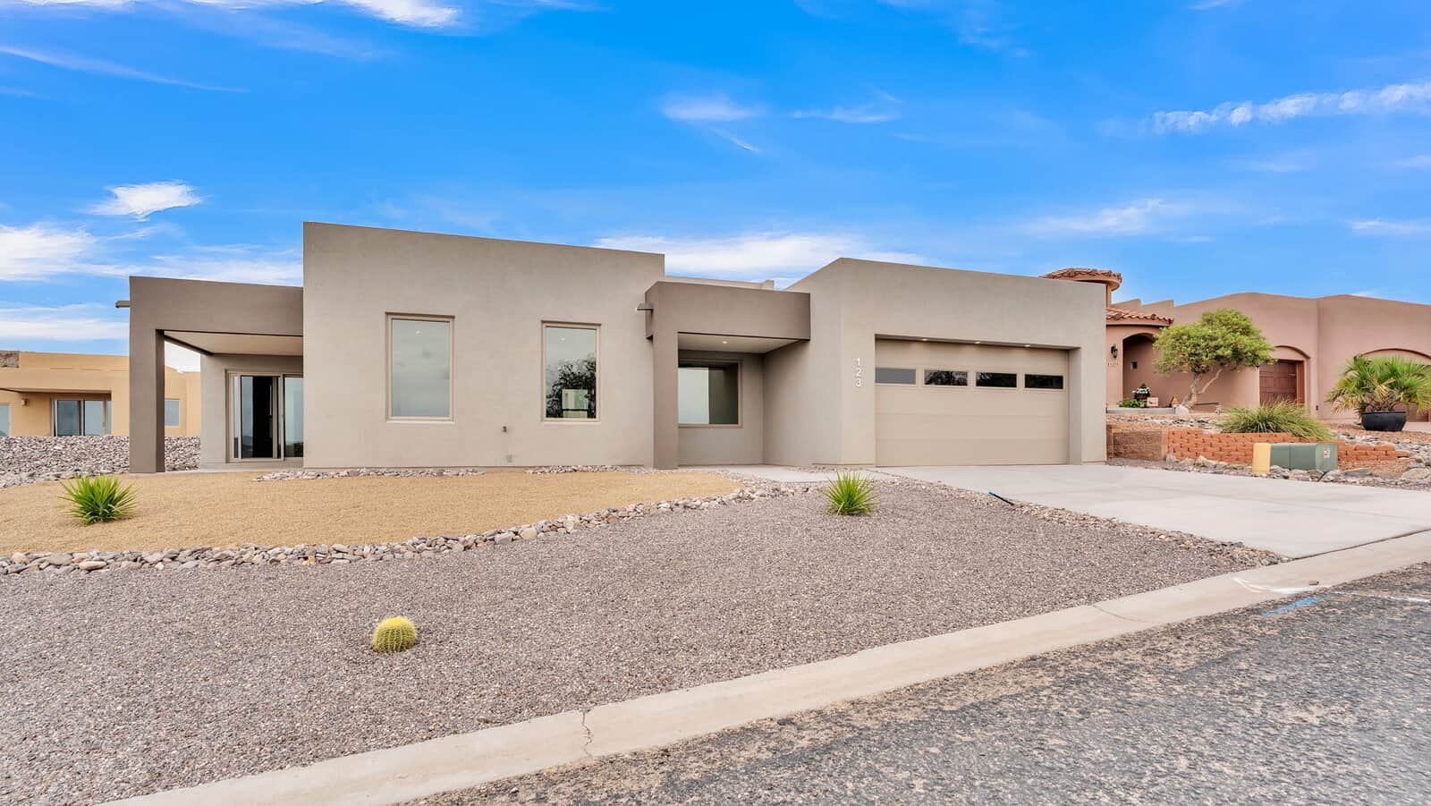 123 Mesa Grande Rd, Elephant Butte, NM